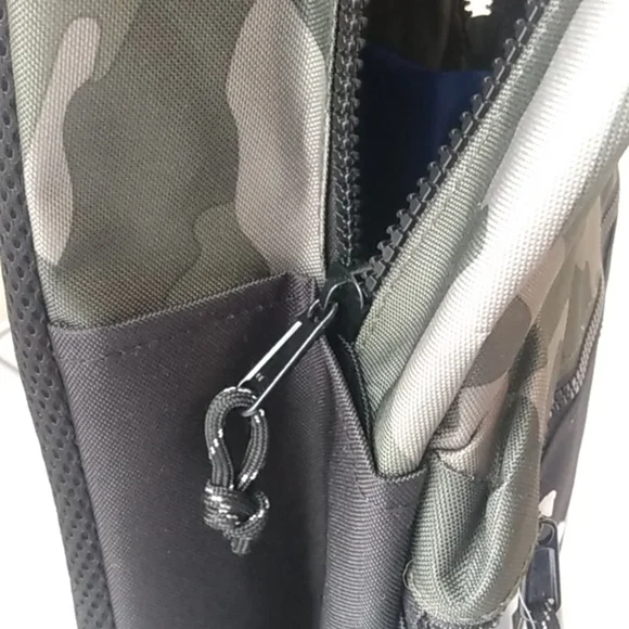 CHAMPION BLACK ARMY GREEN CAMOUFLAGE BACKPACK MEDIA TOTE BOOKBAG SIZE OS NWT